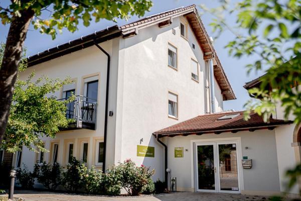 Hotel Donau-Ries Mertingen Exterior foto